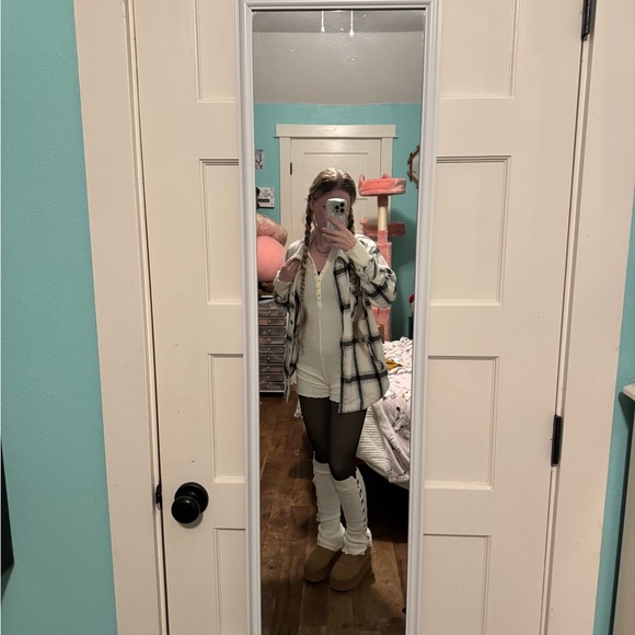 Meet your Posher, Audrey - Picture 5 of 5